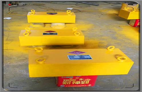 永磁除鐵器,山西永磁除鐵器,山西永磁除鐵器怎么套定額 永磁除鐵器,山西永磁除鐵器,山西永磁除鐵器怎么套定額