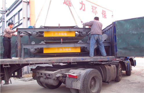 永磁自卸式除鐵器,河南RCYB-10永磁自卸除鐵器_技術參數_河南RCYB-10永磁自卸除鐵器磁塊安裝方式_如何換帶 永磁自卸式除鐵器,河南RCYB-10永磁自卸除鐵器_技術參數_河南RCYB-10永磁自卸除鐵器磁塊安裝方式_如何換帶