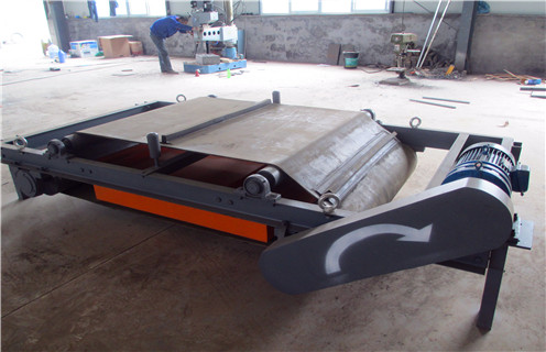 皮帶除鐵器,福建煤礦皮帶除鐵器_安裝方法_福建煤礦皮帶除鐵器類型_工作原理及作用_福建煤礦皮帶除鐵器廠家 皮帶除鐵器,福建煤礦皮帶除鐵器_安裝方法_福建煤礦皮帶除鐵器類型_工作原理及作用_福建煤礦皮帶除鐵器廠家